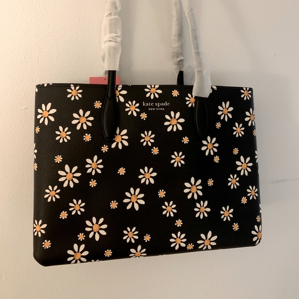 NEW Kate Spade all day daisy dots large tote